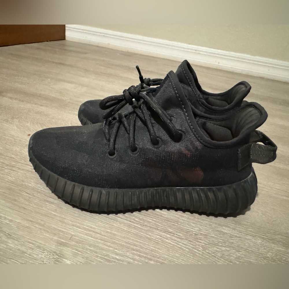 Authentic Kids Black Yeezys Onyx V2